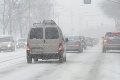 Husté sneženie na viacerých miestach Slovenska: Aká je situácia na cestách?