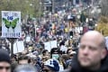 Obyvatelia Bruselu vyšli do ulíc: Proti sprísneným pandemickým opatreniam protestovali stovky ľudí