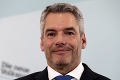 Nový rakúsky kancelár, nové časy? Nehammer ohlásil zmenu stratégie voči nezaočkovaným
