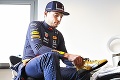 Verstappen bol späť na okruhu v Abú Zabí: Promenáda v zlatých teniskách!