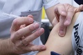 Francúzski zdravotníci odporúčajú preočkovanie už po 3 mesiacoch! Po štyroch klesá účinnosť vakcíny na 34 %