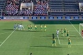 Revolúcia v zahrávaní priamych kopov? Japonskí stredoškoláci pobláznili futbalový svet