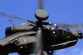 Izrael líha do nešťastím poznačenej noci: Vojenský vrtuľník havaroval na pobreží Haify, posádka je nezvestná