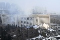 Kazašské peklo nenecháva svetových politikov chladných: Všetci žiadajú len o jedno
