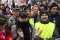 Hnutie Chcípl PES organizovalo ďalší protipandemický protest v Prahe: Rečníci vyzývali, aby povstali