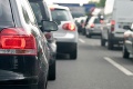 Vodiči, buďte trpezliví: Dopravu v Bratislave komplikujú kolóny, hlásia aj nehodu