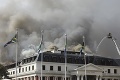 Parlament v Juhoafrickej republike pohltil požiar: Muža, ktorý ho založil, obvinili z terorizmu