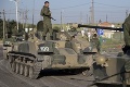 Rusko na hranice s Ukrajinou vyslalo tisícky vojakov, tanky a bojové vozidlá: Takýto odkaz má pre NATO