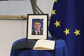 Na pohrebe šéfa európskeho parlamentu Sassoliho sa zúčastní i náš politik: O koho ide?