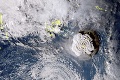 Tonga je po zemetrasení bez spojenia so svetom: Masívna erupcia sopky spôsobila značné škody!