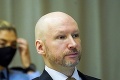 Súd s Breivikom, ktorý žiada podmienečné prepustenie: Hnus, čím sa na pojednávaní prezentoval