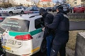 Ohavný prípad na strednom Slovensku: Muž zavolal na políciu, že zavraždil vlastnú matku († 53)!