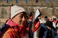 Aj legendárny akčný hrdina niesol olympijský oheň: Jackie Chan skoro zmrzol na Veľkom čínskom múre