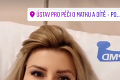 Karlosova Lela sa opäť ocitla v nemocnici: Čo sa deje s prsnatou influencerkou?!