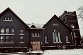Rodinka premenila skoro 120-ročný kostol na svoj domov: Wau! Sledujte, ako vyzerá zvnútra