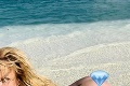 Čistá erotika! Fanúšikovia v šoku, Britney Spears ukázala na pláži úplne všetko: Uff, to je pohľad!