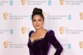 Filmové hviezdy pri udeľovaní cien BAFTA stavili na luxus: Dokonalý look Lady Gaga, sexi Salma Hayek