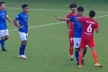 Rupli mu nervy! Thajský futbalista brutálne napadol súperovho hráča