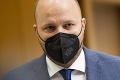 Úsmev od ucha k uchu! Minister Jaroslav Naď oslavuje narodeniny: Aha, čo dostal