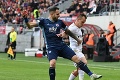 Ďalší škandál v derby Trnava – Slovan: Fanúšikovia zasiahli brankára Chovana!