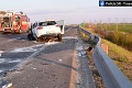 Hrozná nehoda na obchvate v Trnave, z áut zostali len vraky: Účastníčkou havárie bola policajtka
