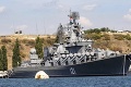 Unikátne zábery horiaceho ruského krížnika Moskva! Foto a video majú ukazovať pýchu ruského námorníctva v plameňoch