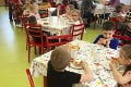 Kto platí za obedy deťom z Ukrajiny? Kým sa štát rozhýbe, musia nájsť iné zdroje