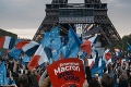 Prvé odhady výsledkov francúzskych prezidentských volieb! Jeden z kandidátov už uznal porážku