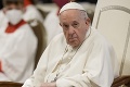 Veľké obavy o zdravie pápeža Františka: Hlava cirkvi je na invalidnom vozíku!