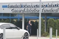 Veľkolepý príchod Geissenovcov na Slovensko: Na letisku ich netrpezlivo čakal minister!