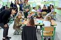 Bidenová sa stretla so Zelenskou i s dobrovoľníkmi vo Vyšnom Nemeckom: Ako ju vnímali?