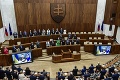 Zelenskyj sa prihovoril poslancom: Výzva a poďakovanie Slovensku! Kto v parlamente chýbal?