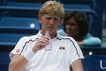 Boris Becker znechutený po prvých dňoch v base: Nechutné jedlo, sprcha dvakrát za týždeň