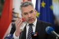 Rakúsky kancelár Karl Nehammer je novým šéfom ľudovcov: Slová Kurza ho potešia