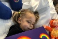Dievčatko má zriedkavú formu rakoviny: Strašné, čo si musí dieťa vytrpieť