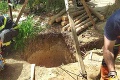 Chvíle hrôzy v Česku: Muž spadol do takmer 10 metrovej studne!