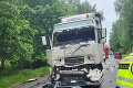 Nešťastie na cestách: Zrazili sa kamióny, dopravná situácia sa komplikuje