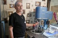 Ján vyrába super lacnú zmrzlinu na stroji zo socializmu: Kedysi stál u mňa kopček 50 halierov, dnes...