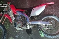 Tragická nehoda neďaleko Bratislavy: Vodič (†46) motocykla narazil do stromu, bol na mieste mŕtvy