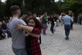 Tancujú napriek sirénam! Obyvatelia Kyjeva sa vyrovnávajú s vojnou po svojom: Je to pre nás normálne