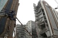 Desiatky obetí aj rozsiahle protesty: V prípade zrútenia výškovej budovy v Iráne odsúdili 21 ľudí
