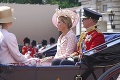 Harry a Meghan na oslavách kráľovnej: Prvé fotky z paláca! Pozrite, pri čom ich zachytili