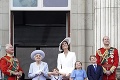 V Británii vypukli oslavy 70. výročia Alžbety II. na tróne: Veľkolepý príchod rodiny, nádherná Kate