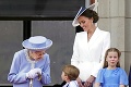 Kráľovná Alžbeta II. vynechá aj konské dostihy: Priznáva problémy, pozrie si ich netradične