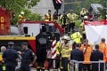 Veľké nešťastie v Nemecku: Vykoľajil sa vlak, hlásia mŕtvych!