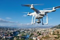 Na riadenie dronu bude potrebný „vodičák“. Dôvodom je bezpečnosť