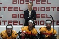 Hokejová priekopníčka Campbellová skončila na lavičke Nemecka: Je za tým mediálna mela po sexistickej otázke?