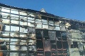 Obrovský požiar haly neďaleko Trnavy: Zasahovať musí až 12 profesionálov a 19 dobrovoľných hasičov