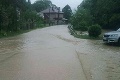 Počasie si pýta daň! Na strede Slovenska zatopilo domy: Na mieste zasahujú hasiči