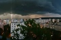 Tropické horúčavy vystriedal opačný extrém: Nad Bratislavou sa vytvoril jav, ktorý vystrašil ľudí!